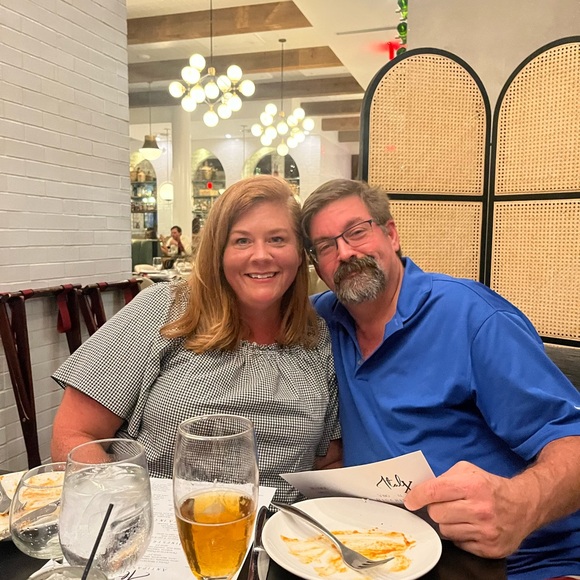 Meet your Posher, Nicole - Picture 4 of 6